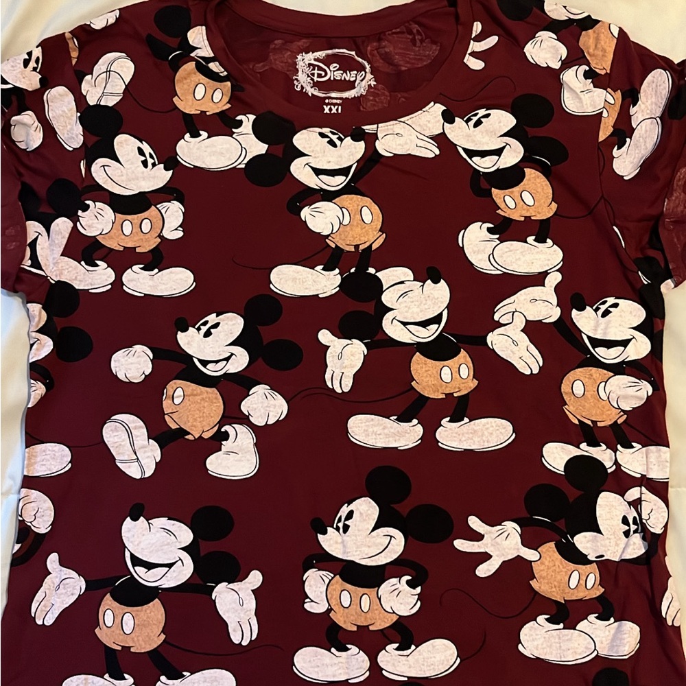 Disney T shirt - Picture 1 of 2